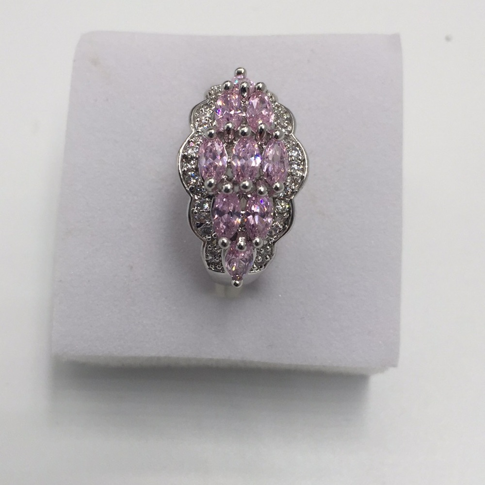 18K White gold filled pink and white topaz RING - Picture 2 of 5